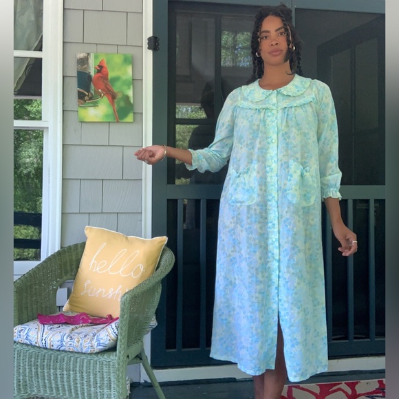 Vintage Nightgown - Picture 6 of 6